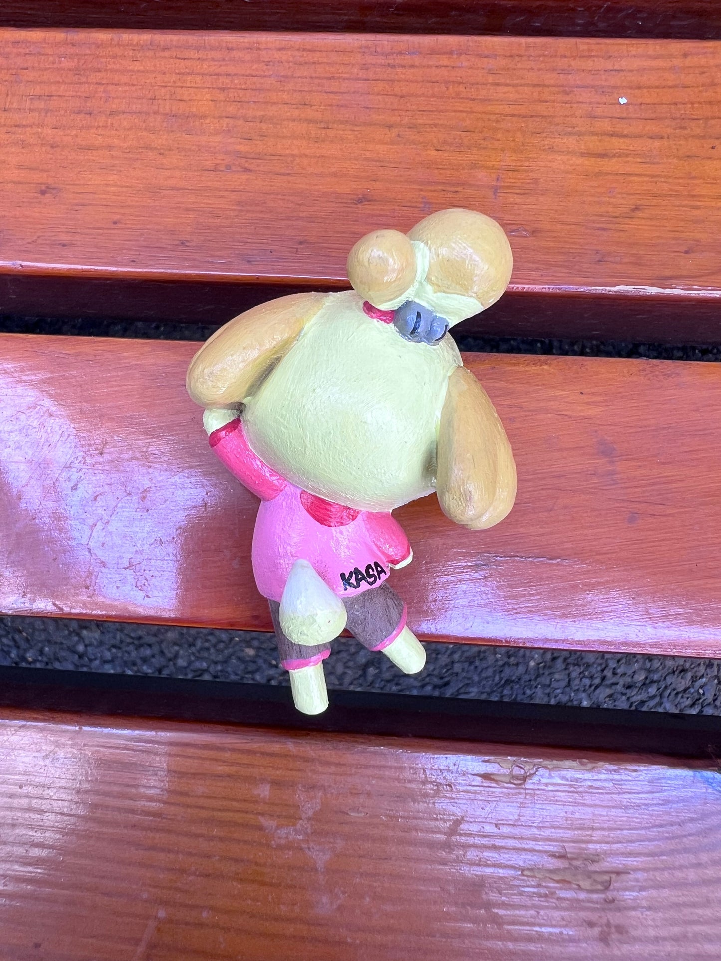 Animal Crossing wood carving model, natural high-quality wood, pure hand carving, collection-level quality