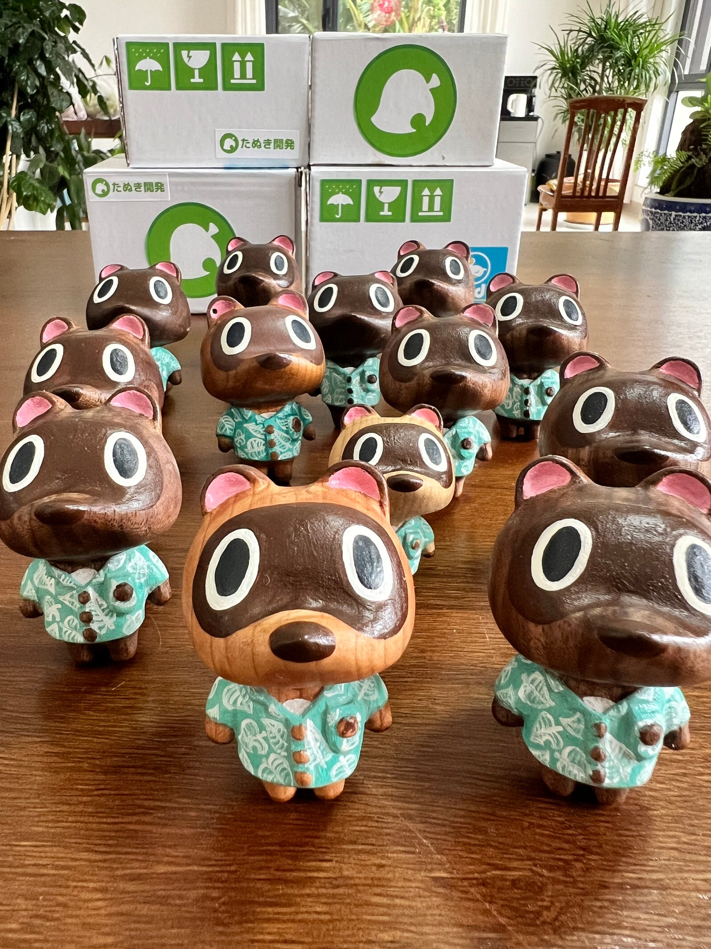 Animal Crossing wood carving model, natural high-quality wood, pure hand carving, collection-level quality