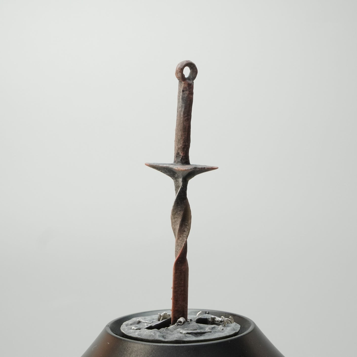 Dark Souls Coiled Sword Model, The Base has Light Effects and Humidifier Functions