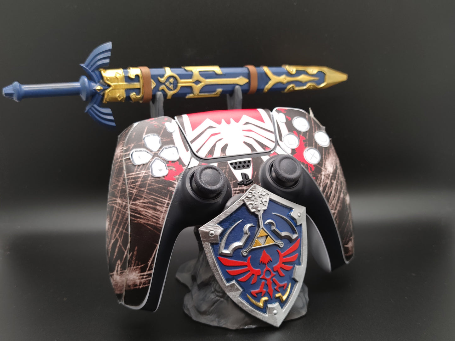 The Legend of Zelda Garage Kit Model Nintendo Switch、PlayStation 4/5、XBOX Game Controller Bracket